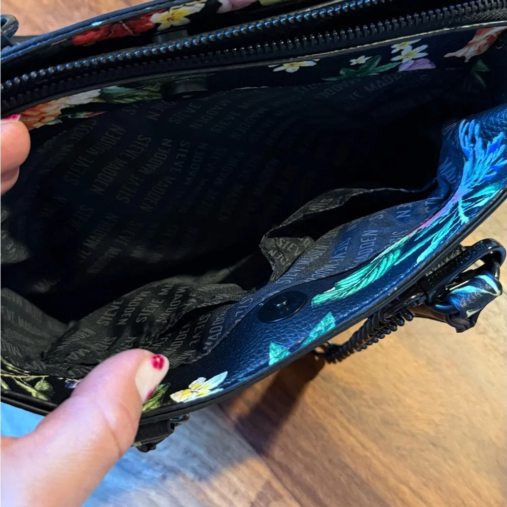Steve Madden Floral Black Leather Women's Bag - Picture 9 of 13